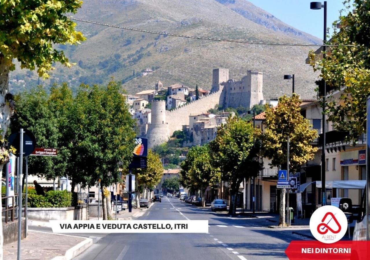 Camera Iris - B&B Antico Casale Monte San Biagio Εξωτερικό φωτογραφία